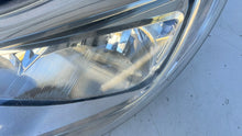Laden Sie das Bild in den Galerie-Viewer, Frontscheinwerfer Ford Focus BM51-13W030-AF Links Scheinwerfer Headlight