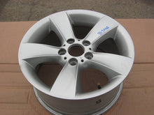 Laden Sie das Bild in den Galerie-Viewer, 1x Alufelge 17 Zoll 8.5" 5x120 50ET 8771256 BMW E85 Rim Wheel FEL4993493302gz