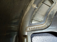 Load image into Gallery viewer, 1x Alufelge 21 Zoll 9.0" 5x112 36ET Glanz Graphit 5A41F90 BMW Ix Rim Wheel FEL1024385553gt
