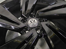 Laden Sie das Bild in den Galerie-Viewer, 4x Alufelge 18 Zoll 7.0" 5x100 39ET 2GM601025H VW T-Cross Rim Wheel FEL3698518644cp