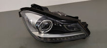 Laden Sie das Bild in den Galerie-Viewer, Frontscheinwerfer Mercedes-Benz W204 A2048204439 0301270282 LED Rechts Headlight SCH2710500501gg
