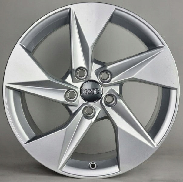 1x Alufelge 17 Zoll 8.0" 5x112 46ET Glanz Silber 8Y0601025 Audi A3 Rim Wheel