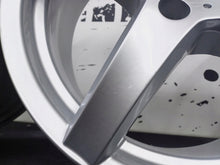 Laden Sie das Bild in den Galerie-Viewer, 4x Alufelge 17 Zoll 7.0" 5x112 45ET Silber Mg Rim Wheel FEL5351809763fr