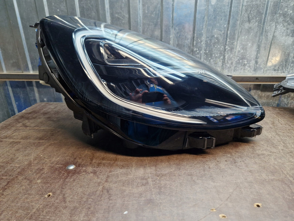 Frontscheinwerfer Ford Puma L1TB-13E014-CH Rechts Scheinwerfer Headlight