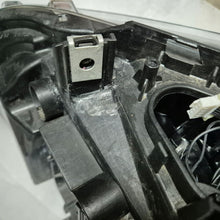 Laden Sie das Bild in den Galerie-Viewer, Frontscheinwerfer BMW 2 F22 8738686-02 Full LED Rechts Scheinwerfer Headlight SCH9570345319uh