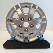 Laden Sie das Bild in den Galerie-Viewer, 1x Alufelge 16 Zoll 6.5" 5x130 66ET 403009486 403000126R Opel Movano Rim Wheel FEL1728231447at
