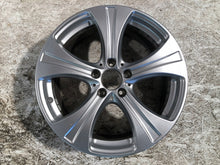 Load image into Gallery viewer, 1x Alufelge 18 Zoll 8.0&quot; 5x112 38ET A2534010800 Mercedes-Benz Glc Rim Wheel