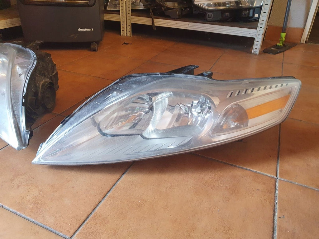 Frontscheinwerfer Ford Mondeo Rechts Scheinwerfer Headlight