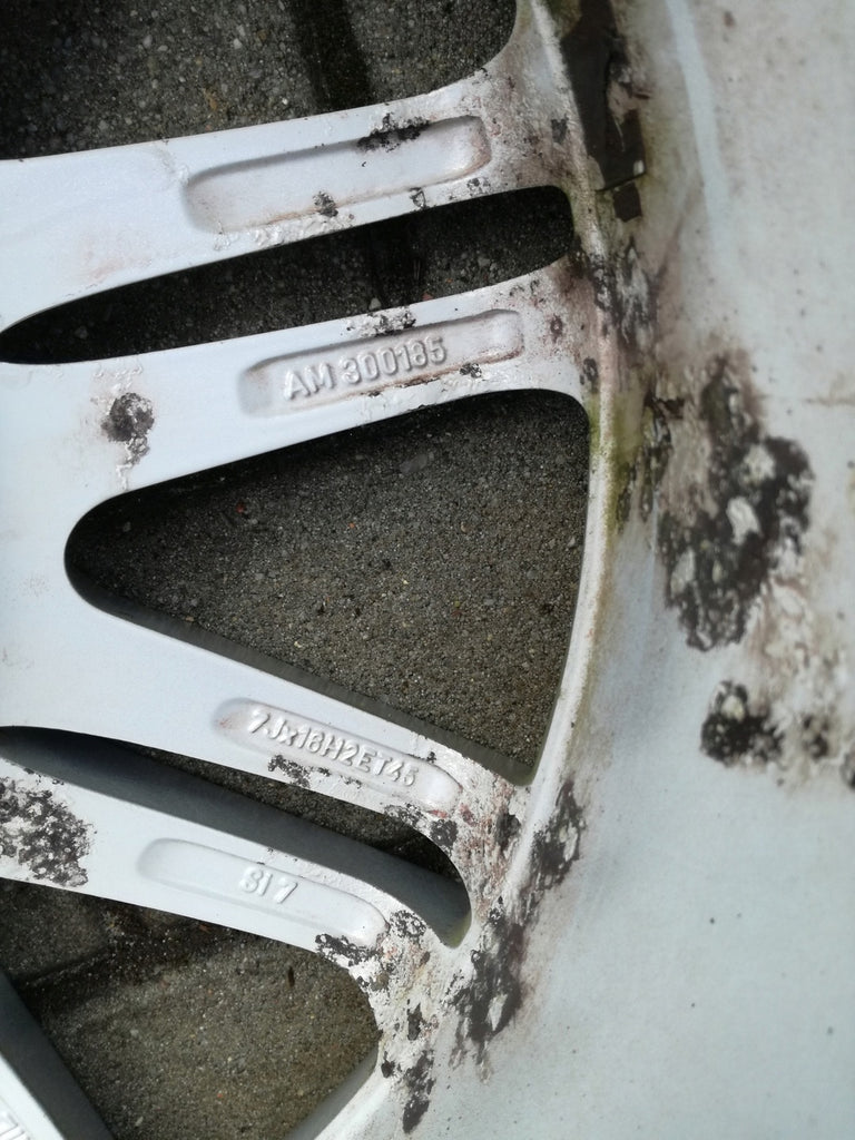 1x Alufelge 16 Zoll 7.0" 4x100 45ET AM300185 Toyota Yaris Rim Wheel