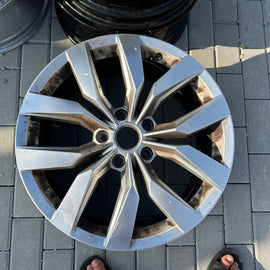 1x Alufelge 20 Zoll 9.0