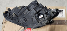Load image into Gallery viewer, Frontscheinwerfer VW Golf VIII 5H1941006B Rechts Scheinwerfer Headlight SCH5688318256gt