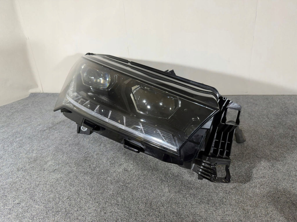 Frontscheinwerfer Skoda Enyaq 5LB941016A Rechts Scheinwerfer Headlight SCH1993956457vq