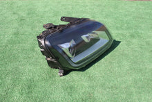 Load image into Gallery viewer, Frontscheinwerfer VW Amarok 2H1941016T Xenon Rechts Scheinwerfer Headlight SCH7047708938uu