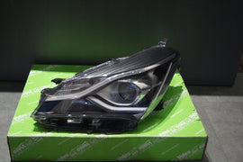 Frontscheinwerfer Toyota Yaris Links Scheinwerfer Headlight