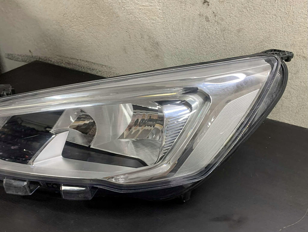 Frontscheinwerfer Ford Focus JX7B-13W030-AE Links Scheinwerfer Headlight SCH6990894964kz