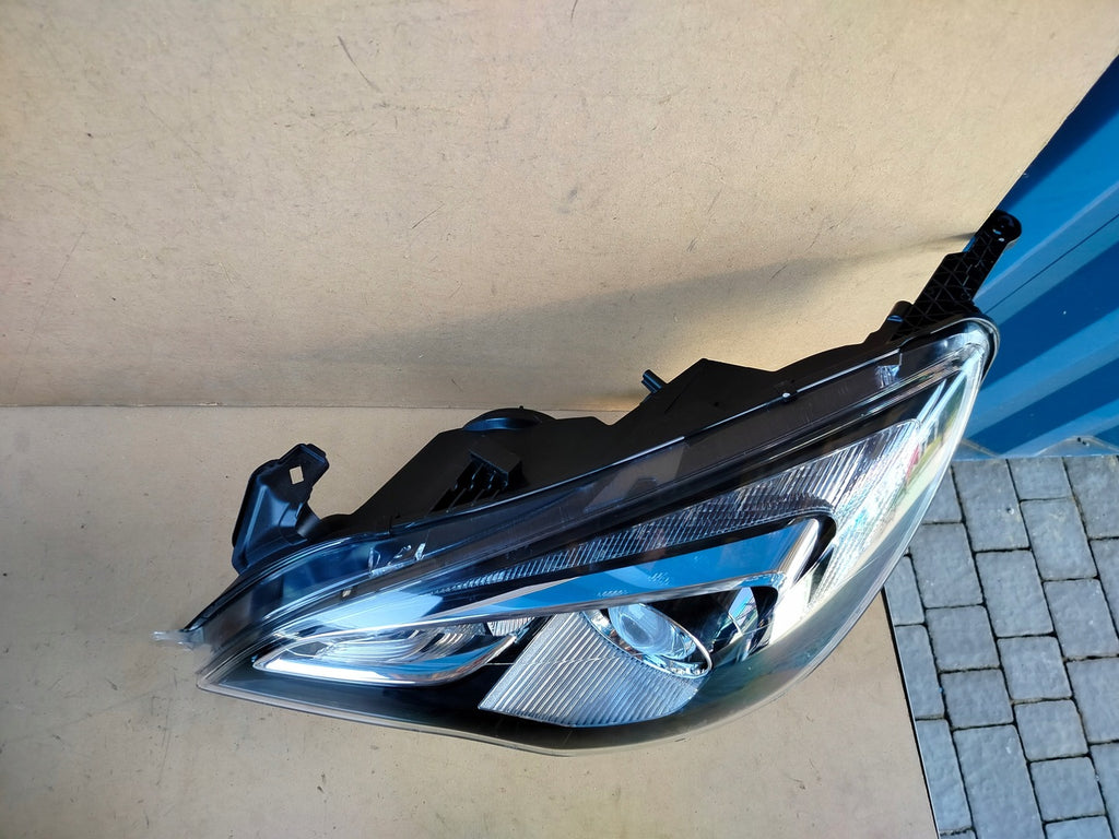 Frontscheinwerfer Opel Astra Gtc Cascada 13281280 39027956 LED Rechts oder Links