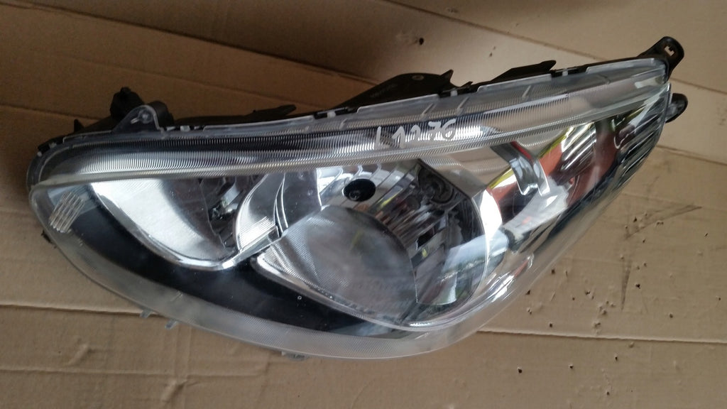 Frontscheinwerfer Mitsubishi Space Star 8301C193 Links Scheinwerfer Headlight
