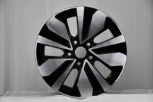 Laden Sie das Bild in den Galerie-Viewer, 1x Alufelge 16 Zoll 7.0&quot; 5x112 48ET 5H0601025AG VW Rim Wheel