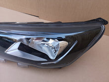 Laden Sie das Bild in den Galerie-Viewer, Frontscheinwerfer Ford Focus MX7B-13E015-CC LED Links Scheinwerfer Headlight SCH7780971743xv
