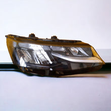 Load image into Gallery viewer, Frontscheinwerfer VW Transporter 7T1941036A Rechts Scheinwerfer Headlight