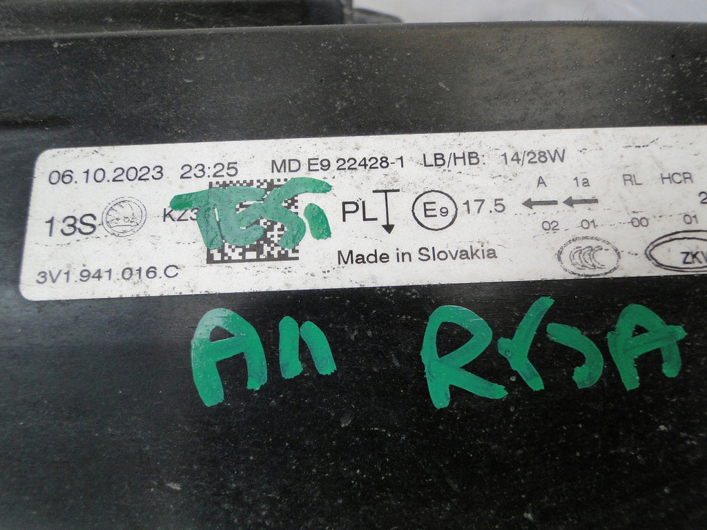 Frontscheinwerfer Skoda Superb III 3V1941016C 3V1941015C LED Ein Satz Headlight