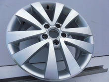 Load image into Gallery viewer, 1x Alufelge 17 Zoll 7.0" 5x112 54ET 5K0601025R VW Rim Wheel FEL6960460317td