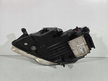 Laden Sie das Bild in den Galerie-Viewer, Frontscheinwerfer VW Passat 103419012649 Xenon Rechts Scheinwerfer Headlight SCH1766004701ux