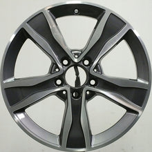 Load image into Gallery viewer, 1x Alufelge 17 Zoll 7.0&quot; 5x112 48,5ET A2054010800 Mercedes-Benz A205 Rim Wheel