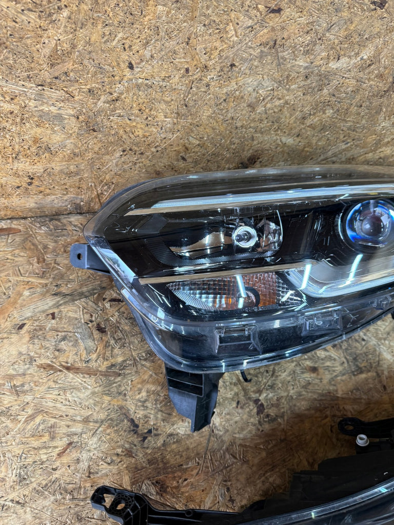 Frontscheinwerfer Renault Kadjar 260104607R 260602051R Ein Satz Headlight SCH2173756939en