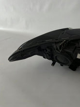Laden Sie das Bild in den Galerie-Viewer, Frontscheinwerfer Ford Mondeo DS7313W030AE Links Scheinwerfer Headlight SCH8375375257si