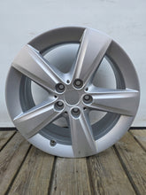 Laden Sie das Bild in den Galerie-Viewer, 1x Alufelge 17 Zoll 7.5" 5x112 54ET Silber 6855087 BMW Rim Wheel FEL2688905208mh