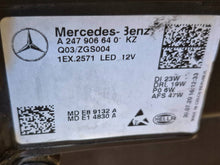 Laden Sie das Bild in den Galerie-Viewer, Frontscheinwerfer Mercedes-Benz W247 A2479066401 LED Rechts Headlight SCH1268244365ce