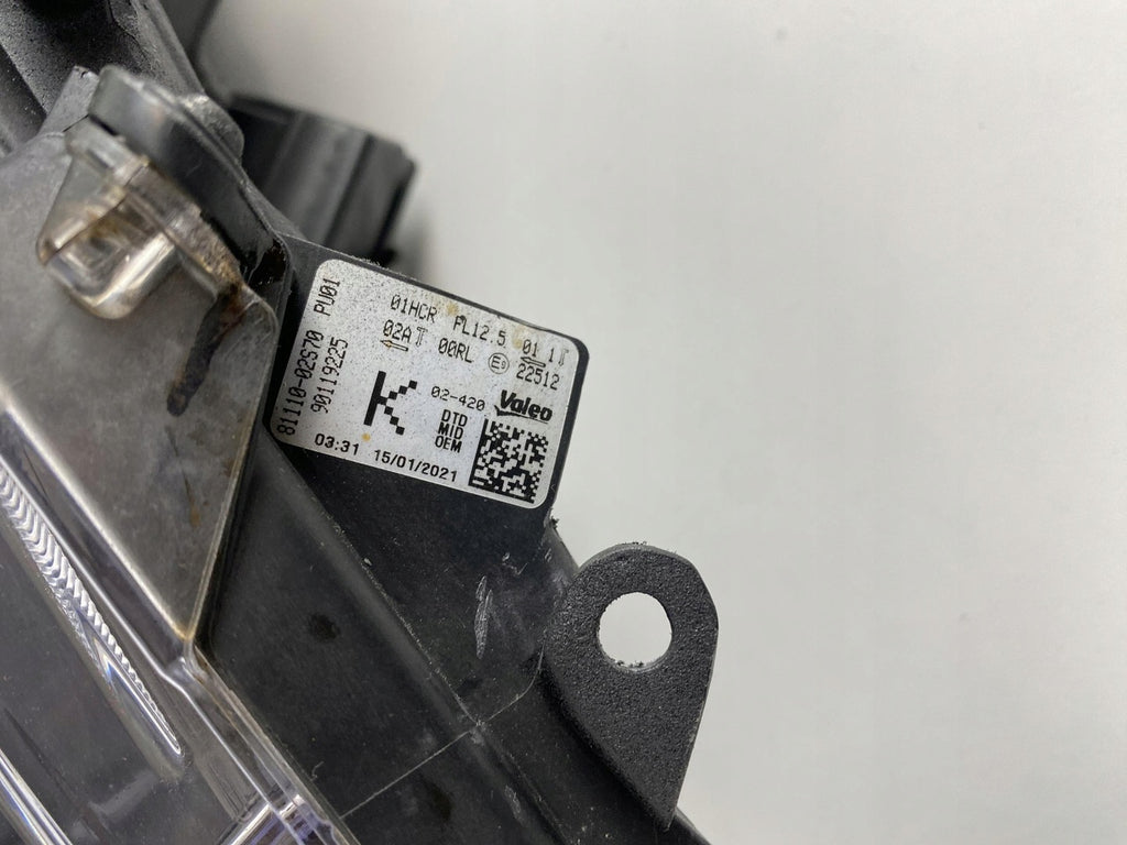 Frontscheinwerfer Toyota Corolla Hatchback 81110-02S70 LED Rechts Headlight SCH8164810750ck