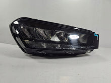 Laden Sie das Bild in den Galerie-Viewer, Frontscheinwerfer Skoda Fabia IV 6VB941016 LED Rechts Scheinwerfer Headlight SCH9578789131sl