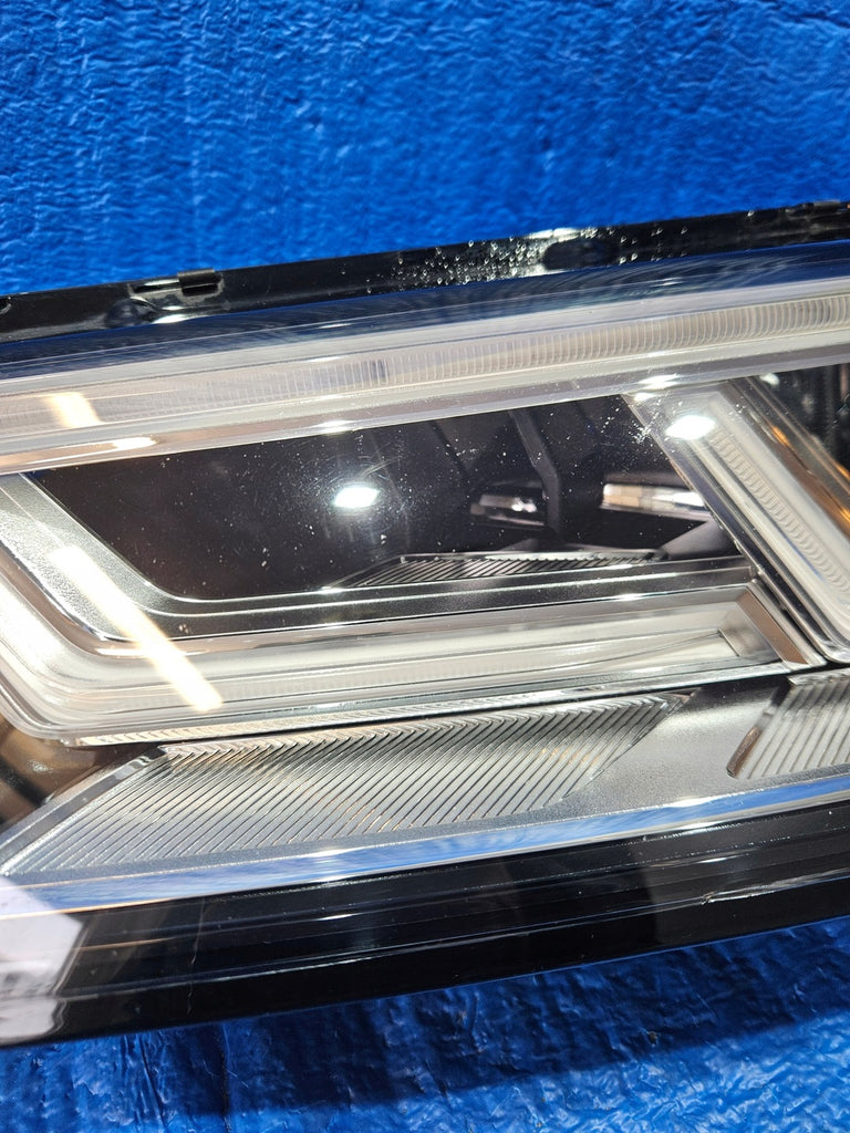 Frontscheinwerfer Audi Q5 80A941783 Links Scheinwerfer Headlight