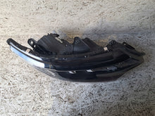 Laden Sie das Bild in den Galerie-Viewer, Frontscheinwerfer Mitsubishi Outlander III ECM921-22E20 LED Rechts Headlight