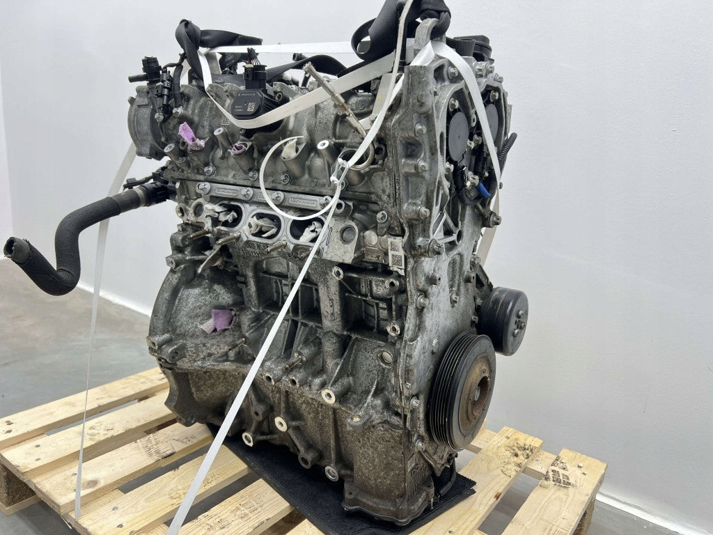 Motor Mercedes-Benz W177 282914 1.3 CGI 150PS 64TKm 2021 Benzin Unkomplett