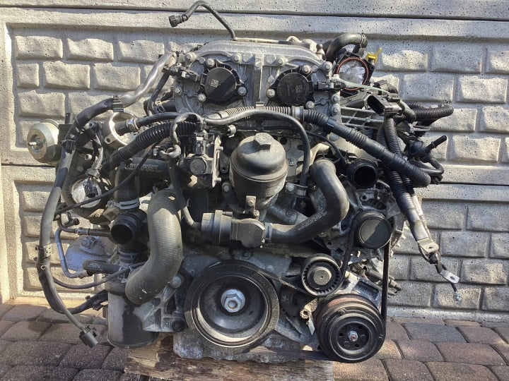 Motor Mercedes-Benz W205 274920 2.0 CGI 184PS 135kW Benzin Engine Komplett MOT4961786496gh