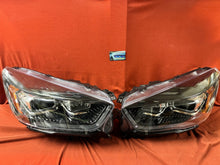 Laden Sie das Bild in den Galerie-Viewer, Frontscheinwerfer Ford Kuga GV41-13D154-EG Ein Stück (Rechts oder Links) SCH6415618896fk