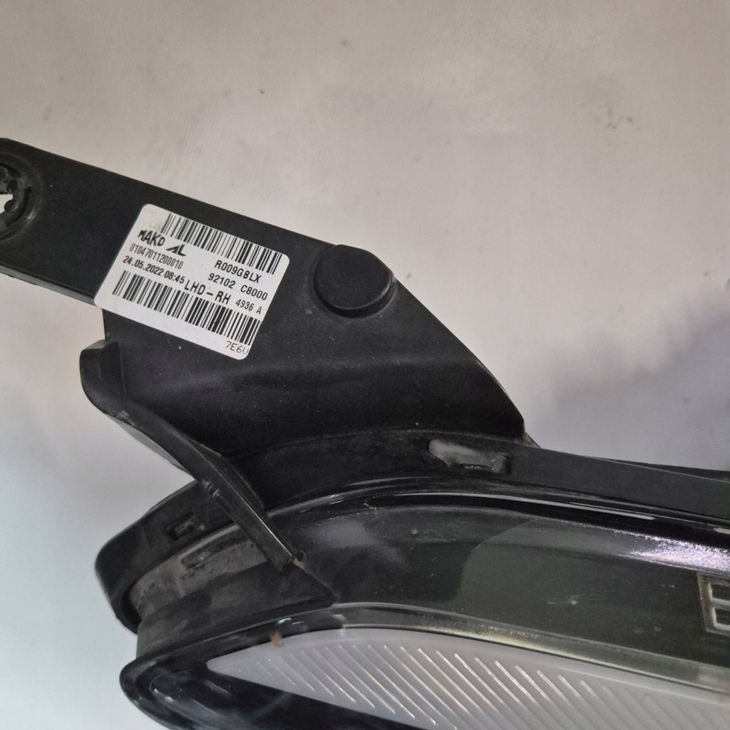 Frontscheinwerfer Hyundai I20 92102-C8000 Rechts Scheinwerfer Headlight SCH5704160007rg
