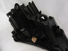 Laden Sie das Bild in den Galerie-Viewer, Frontscheinwerfer Skoda Superb III 3V1941015B Xenon Links Scheinwerfer Headlight