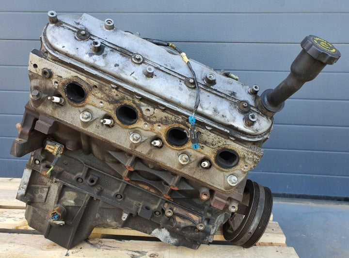 Motor Chevrolet Tahoe LM7 5.3 2001 Benzin Engine Unkomplett MOT5234960548jj