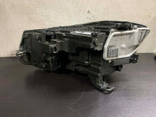Load image into Gallery viewer, Frontscheinwerfer VW Caddy 2K8941036R Rechts Scheinwerfer Headlight SCH6182611455eu