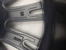 Load image into Gallery viewer, 1x Alufelge 18 Zoll 8.5" 5x112 40ET Glanz Graphit 8089891 BMW 3 G21 G20 Mg FEL9740545297bv