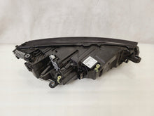 Laden Sie das Bild in den Galerie-Viewer, Frontscheinwerfer Skoda Octavia IV 5E4941035 Full LED Links Headlight SCH9149708100aa