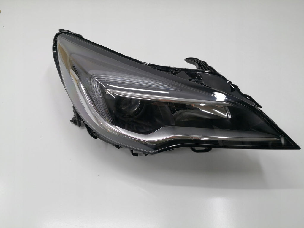 Frontscheinwerfer Opel Astra 7960400002 39077801 LED Rechts Headlight