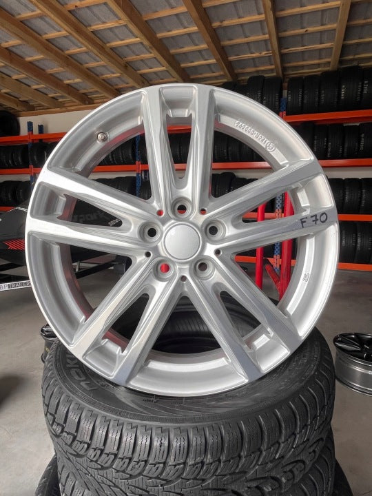 1x Alufelge 19 Zoll 5x112 6877328 BMW 1 Rim Wheel FEL4521734435hg