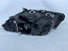 Load image into Gallery viewer, Frontscheinwerfer BMW 5 F11 F10 7317132-09 Xenon Rechts Scheinwerfer Headlight SCH6410205684bw