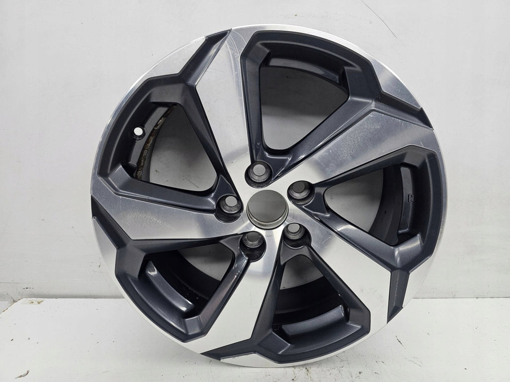 1x Alufelge 18 Zoll 5x114.3 Toyota Rav 4 Rim Wheel FEL1892701588ti