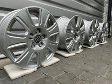 Load image into Gallery viewer, 4x Alufelge 16 Zoll 6.5" 5x112 33ET Audi Passat Sharan Touran Rim Wheel FEL9400446711cs